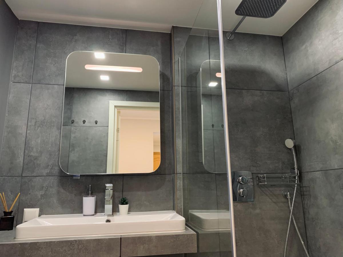You'Ll Love This Large Apartment! Free Parking! Ταλίν Εξωτερικό φωτογραφία